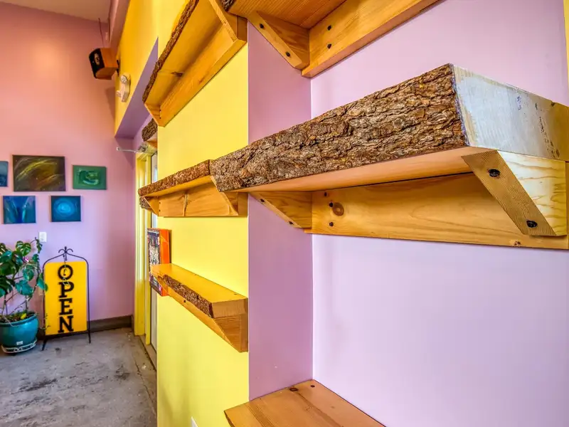 Fully Equipped Café and Bakery with Living Quarters on Main Street, Berlin