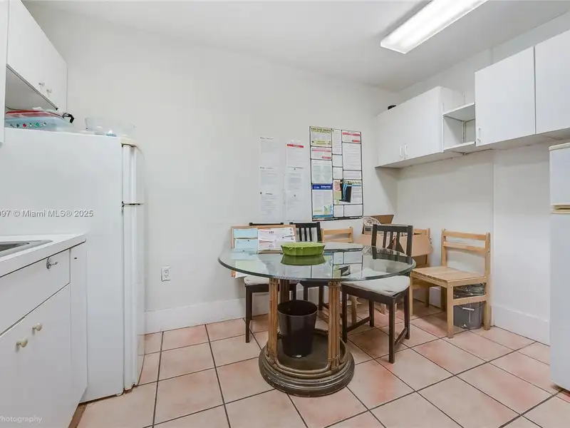 Modern Office Space for Lease in Prime Coral Gables Location with Flexible Floor Plans