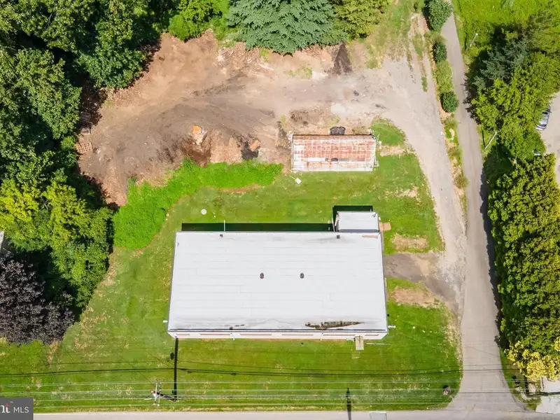 Spacious Warehouse with Reception Area and Off-street Parking in Whitemarsh Township
