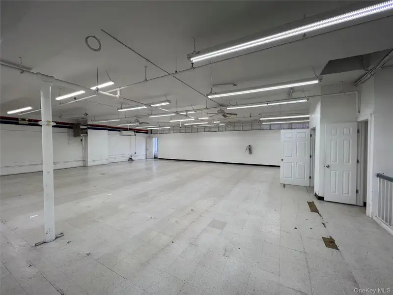 Versatile 8,400 Sf Commercial Building in Getty Square, Yonkers, Ny