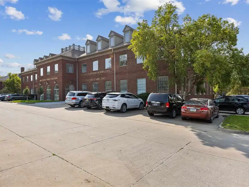 Office Suite for Lease in Prime Coralville Location, 6 Offices and Amenities Included