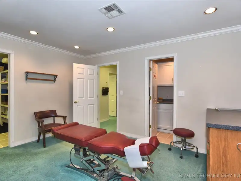 Live-work Property: 2000 Sq. Ft. Office Building with House on 1.25 Acres