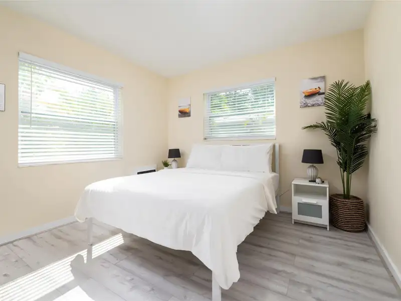 Turnkey 6-unit Airbnb Property in Prime Wilton Manors - Fully Renovated and Furnished
