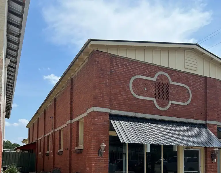 Downtown Nashville Commercial Space with Renovations, Ideal for Restaurant or Retail Business
