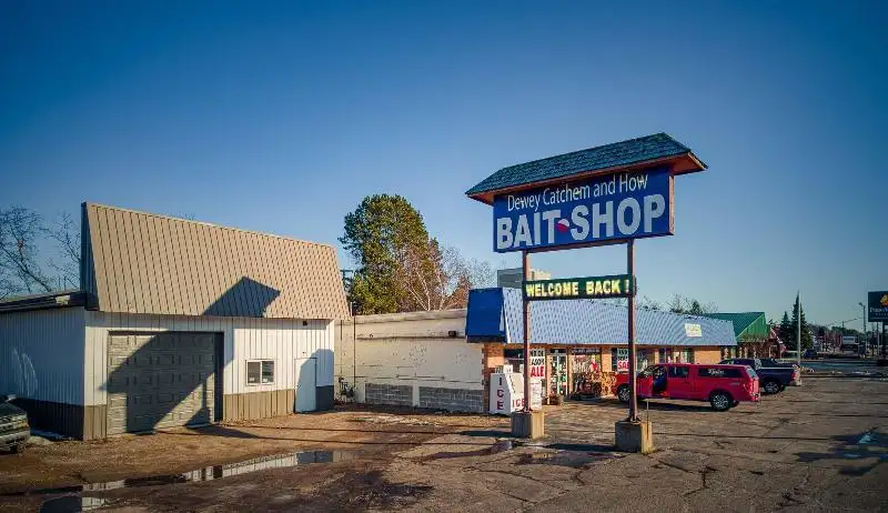 Premier Fishing Retail Store and Bait Shop in Minocqua, Wi on 2.62 Acres
