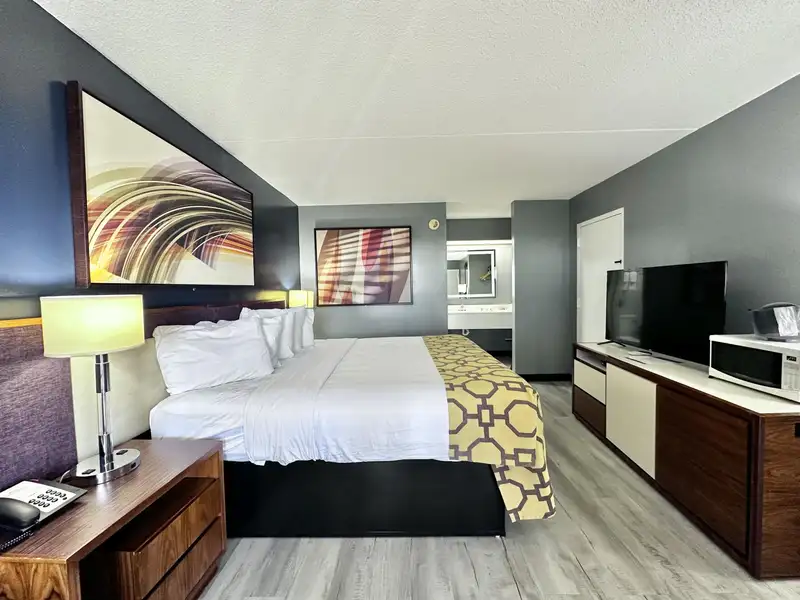Turnkey 77-key Hotel Investment Opportunity in Prime Location with Extensive Upgrades