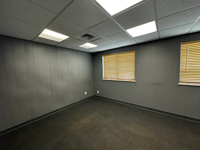 Warehouse and Office Space with Gated Yard in Prime Location