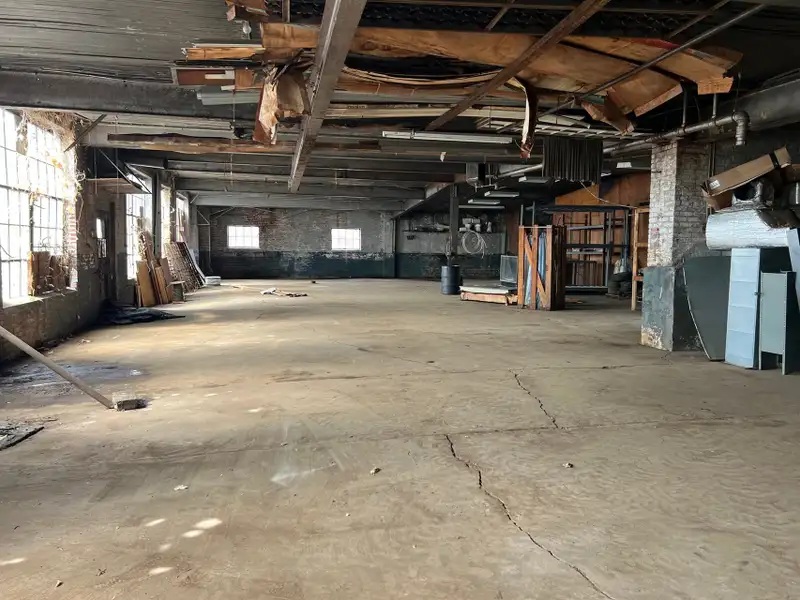 Historic Commercial Property with Showroom and Workshop in Marion, Nc