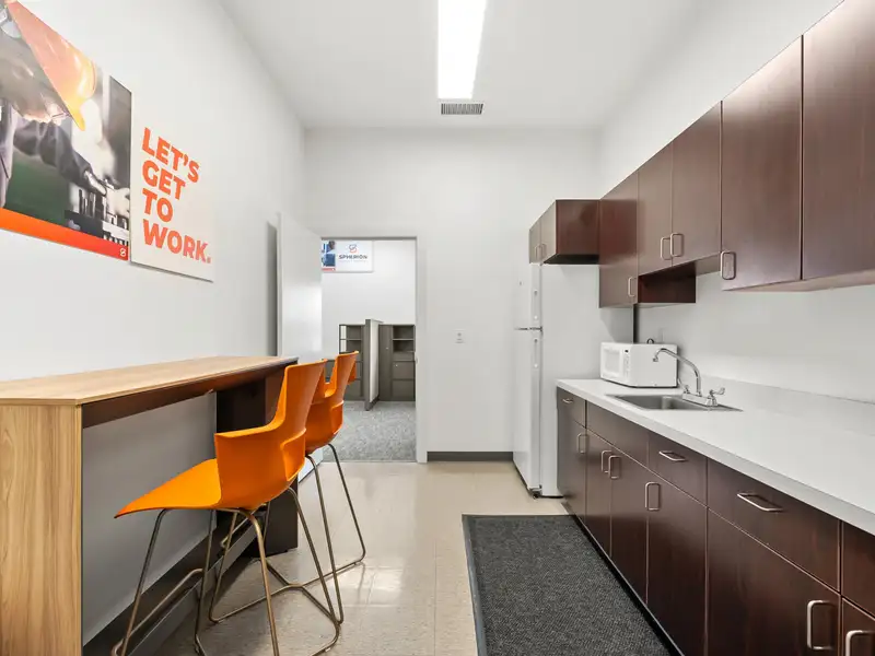 Modern Office Space for Lease in Lakeview District, Battle Creek with High Visibility