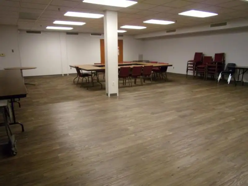 Multi-unit Office Space for Lease on Doty Island, Ideal for Non-profits