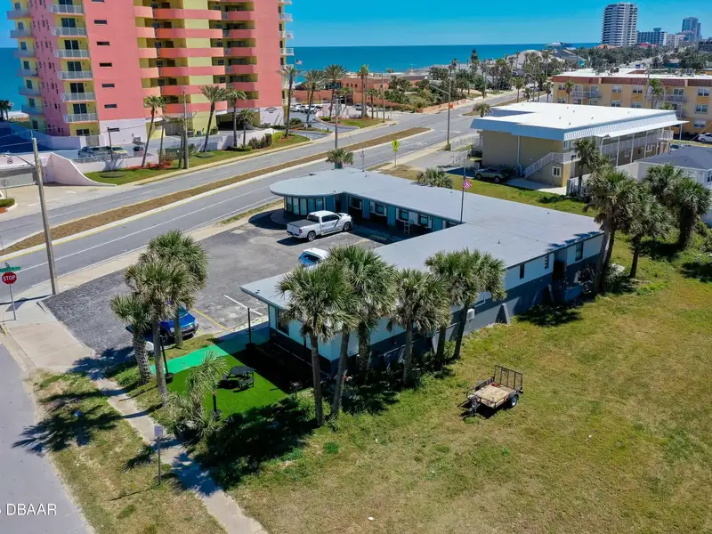 Turnkey 9-unit Motel with Renovated Efficiencies on Atlantic Ave