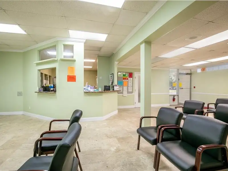Medical Office Building for Sale in Prime Clermont Location with Ample Parking