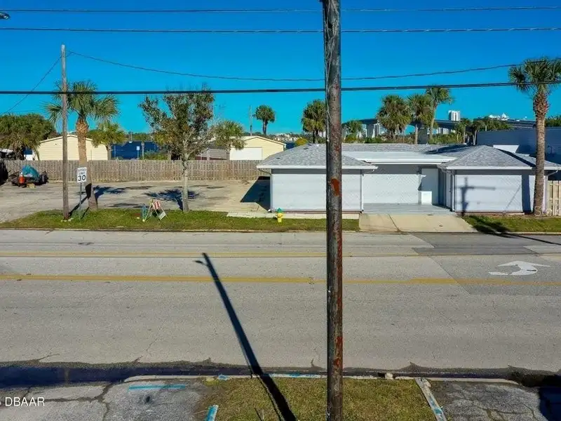 Single Tenant Office Space with Multiple Rooms Near Seabreeze Bridge