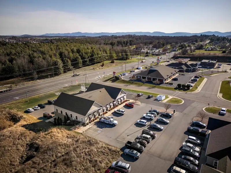 Pre-sale: Multi-unit Cold Shell Buildings Near I-64 & Augusta Health, 1625-5000 Sq Ft
