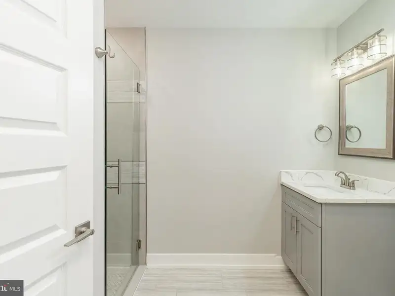 Multifamily Investment Property in Philadelphia's 19143 - Five 2-bedroom Units