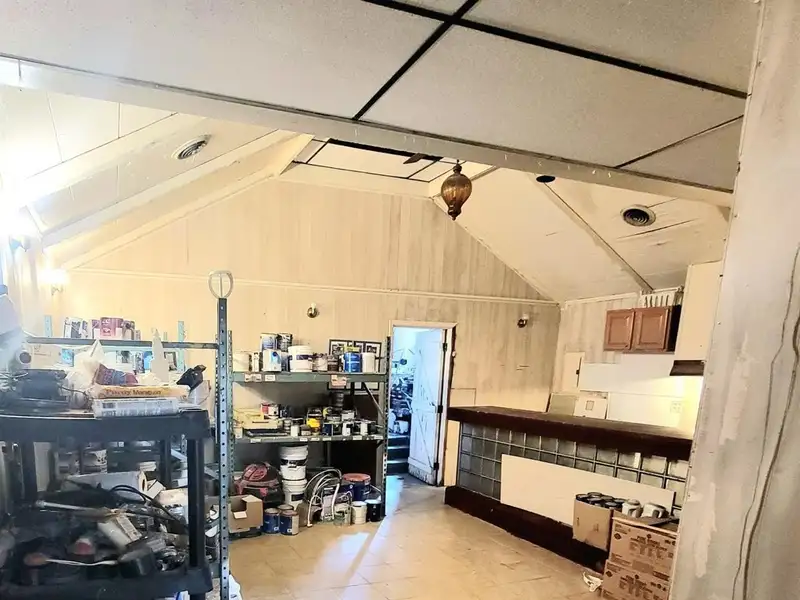 Historic Commercial Storefront in Rivermont District with Ample Office and Storage Space