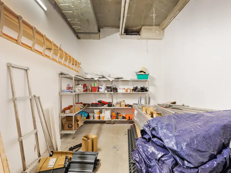 Versatile Commercial Retail Space for Sale in Prime Location with Excellent Accessibility