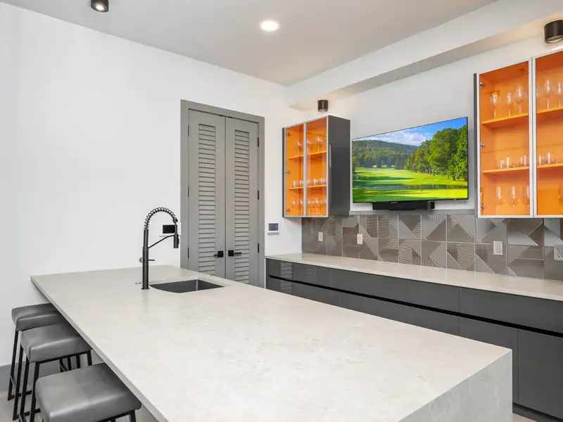 Exclusive Garage Condo Unit in San Antonio's Dominion Motor Club with Luxury Amenities