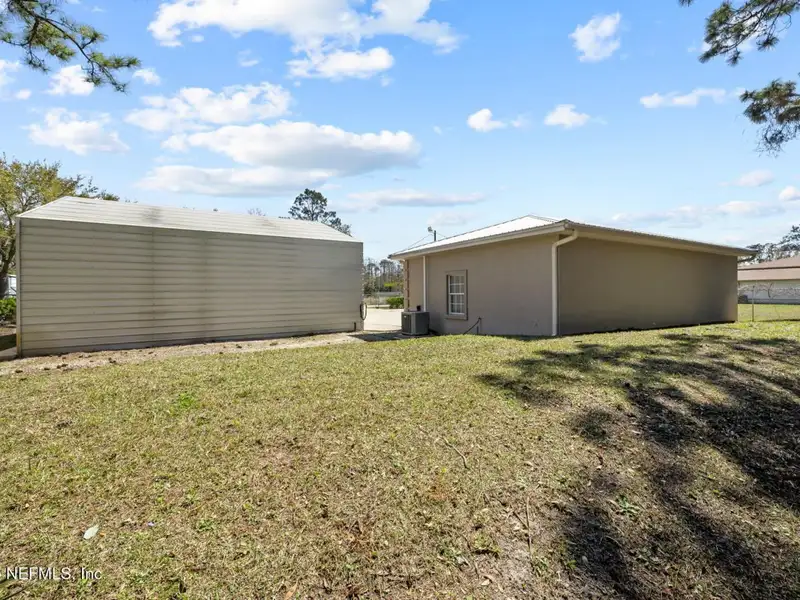 Commercial Building with Offices and Storage in St. Johns County, Ci Zoning