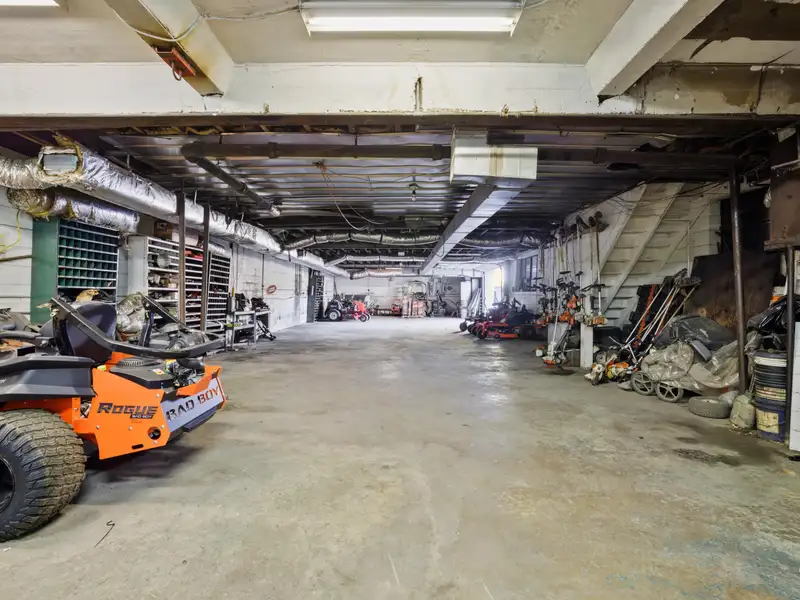Versatile 9,940 Sq Ft Mixed-use Building on Congress Street, New Market, Shenandoah Valley