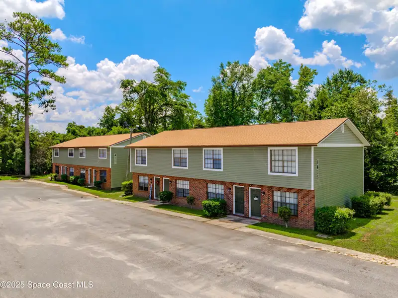 44-unit Townhome Community in Marianna, Fl with Strong Cash Flow and Future Development Potential