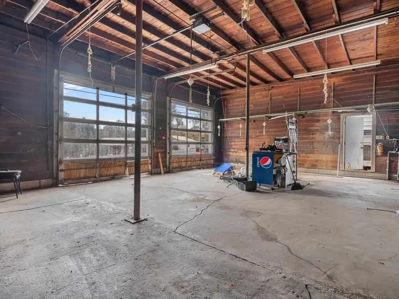 Commercial Property with 2 Buildings and Highway Frontage in Magnet Cove