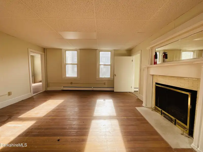 Charming Stone House Property in Desirable Location
