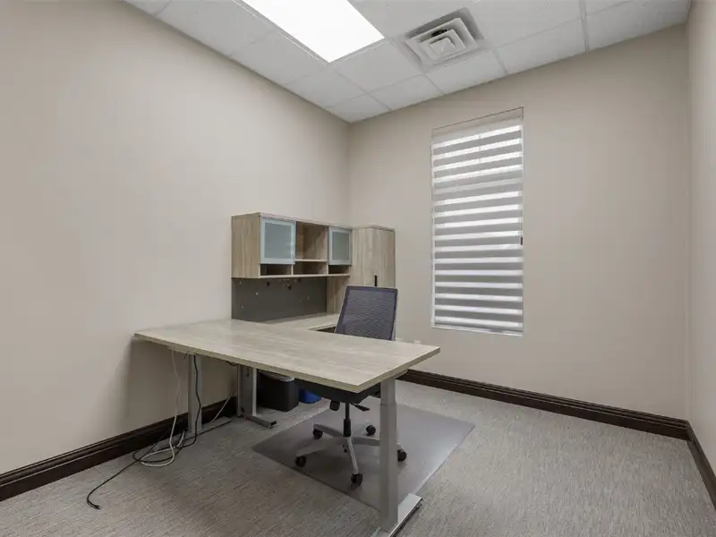 Versatile Office Building with Dual Tenant Configuration in Prime Location
