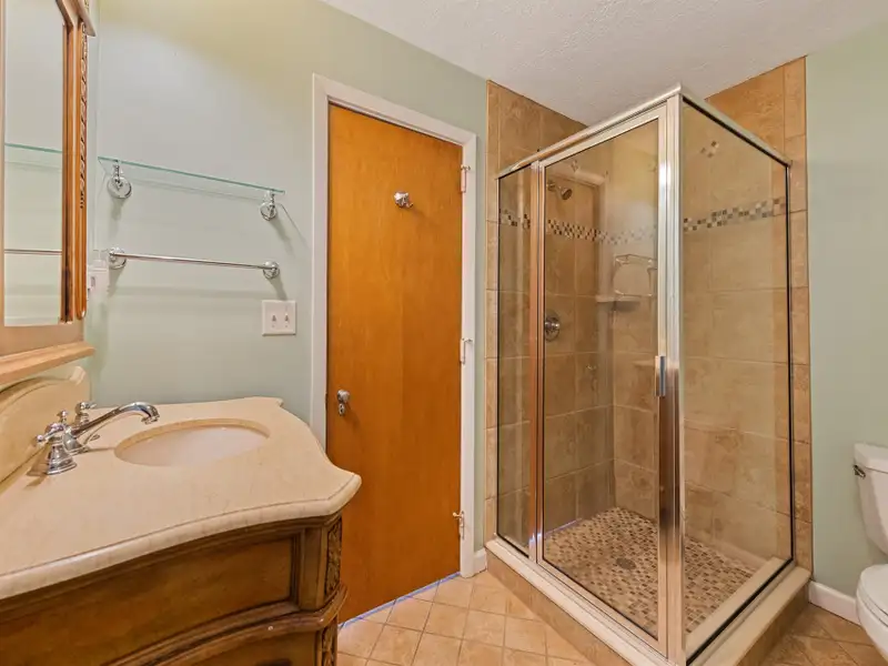 Ranch-style Estate Near Waynesville Inn, 5br/6.5ba, Ideal for Boutique Hospitality or Residence