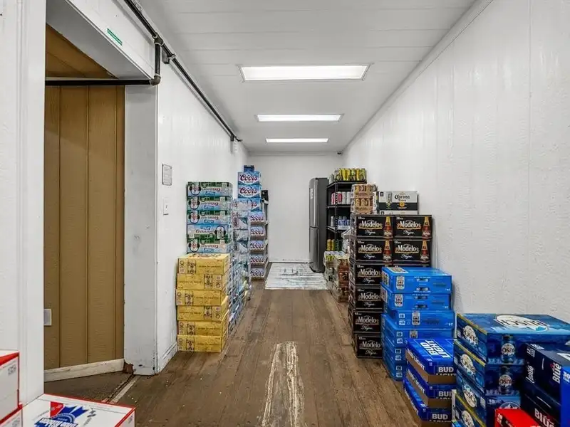 Multi-use Commercial Property with Established Tenants in Durango's Growing Market