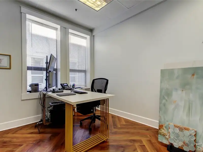 Furnished Executive Office Suite in Grand Central Place, Hyde Park - Immediate Availability