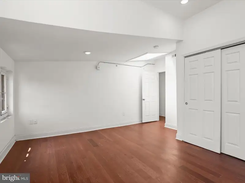 Fully Renovated Six-unit Property in Mount Vernon, Baltimore with Modern Finishes and Parking
