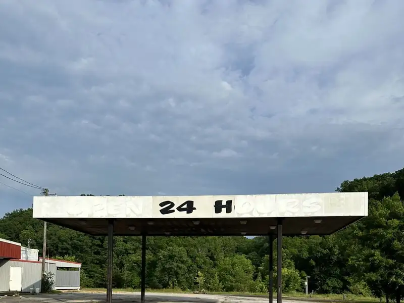 Commercial Restaurant with Rv Hookups and Additional Lot Near I-40 Exit 152