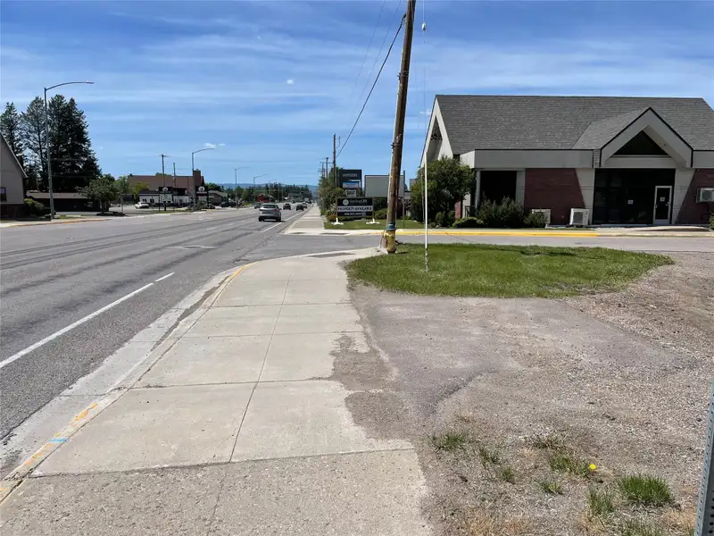 Commercial Corner Lot with 3 Bed Home in Columbia Falls, High Traffic Area