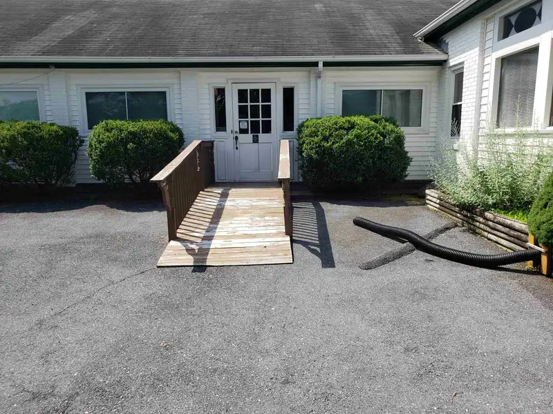 Versatile Retail Gift Shop and Cottages on 7.95 Acres with Mountain Views