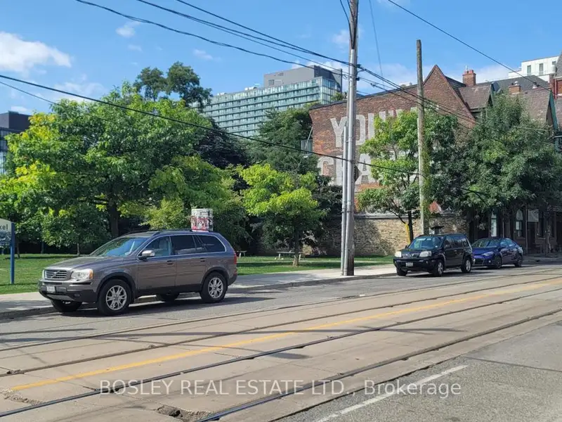 Retail Space in Iconic You've Changed Building, Trinity-bellwoods, Toronto - 2,070 Sq Ft