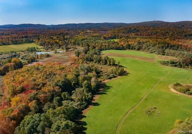 558+ Acre Parcel in Pawling, Ny – Ideal for Residential or Commercial Development