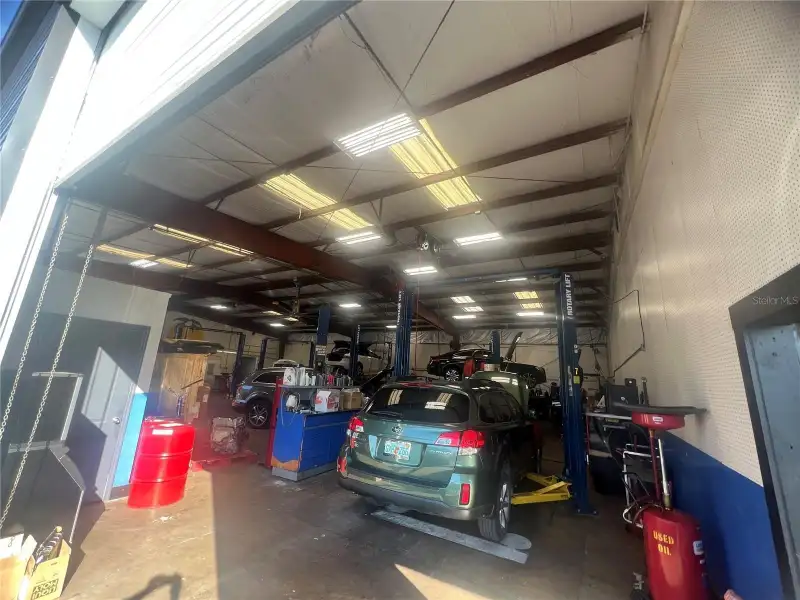 Income-producing Investment Property on South Main Street, 6.05 Acres with Diverse Tenants