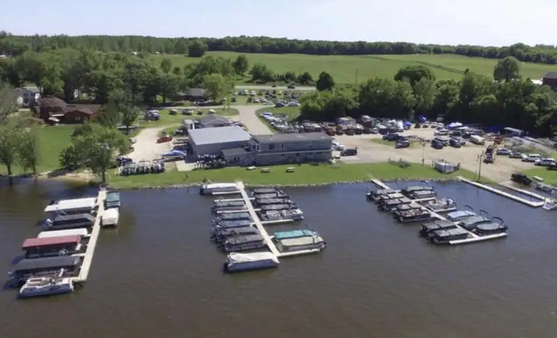 Premier Full-service Marina with 95 Slips on Rock River, Direct Lake Access