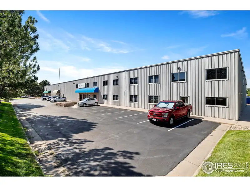 Multi-property Sale: 5818 - 5821 Lockheed Ave, Comprehensive Specifications Available
