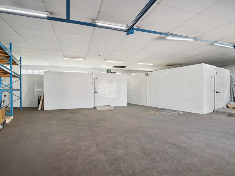 Modern Commercial Property with Flexible Uses in Saarpfalz District