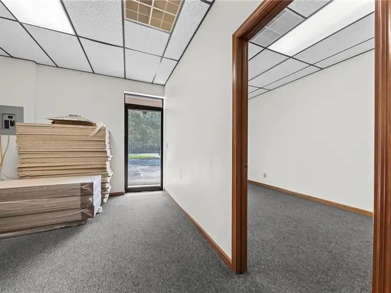 Versatile Commercial Building in Prime Location