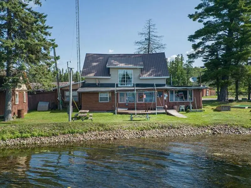 Investment Opportunity: Iconic Sportsman's Lodge with Cottages on Pickerel & Crane Lake