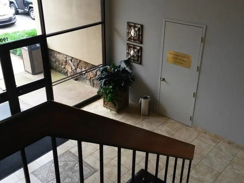 Office Condo with Exam Rooms and Reception Area in Germantown, Tn