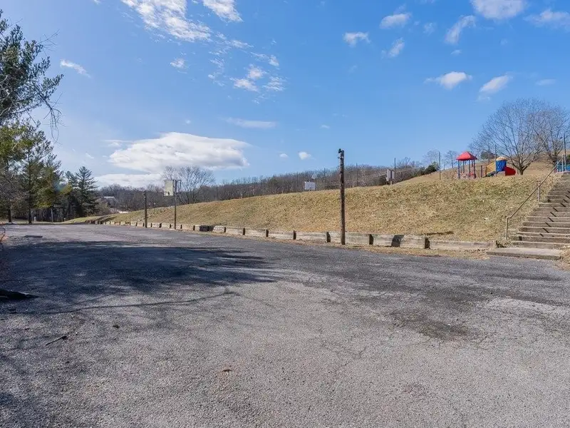 Expansive 44,962 Sf Property on 5 Acres in Historic Franklin - Versatile Development Opportunity