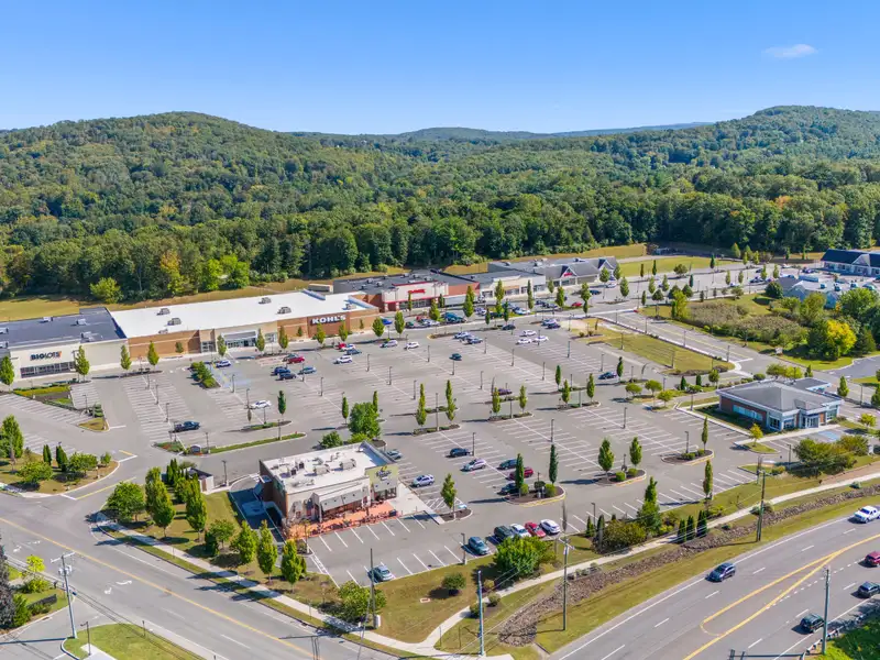 Investment Opportunity: 7-acre Assemblage with Commercial Development Potential in New Milford, Ct