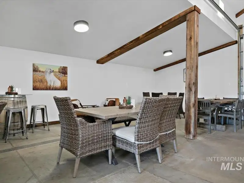 Hilltop Winery and Event Center with Custom Home and 360-degree Views in Eagle, Idaho