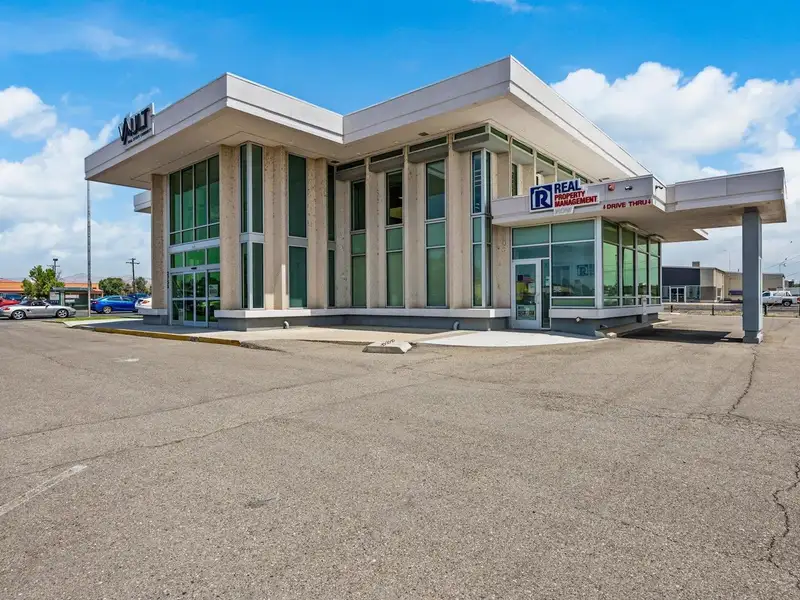 Class a Executive Office Suite for Lease at the Vault, 600 Sf with Amenities
