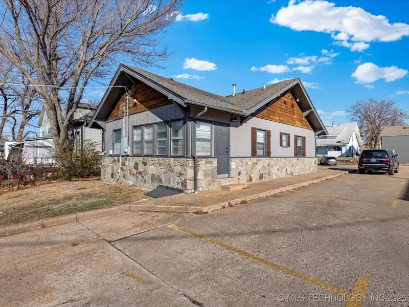 Commercial Bungalow in Downtown Bartlesville with Basement and Detached Garage