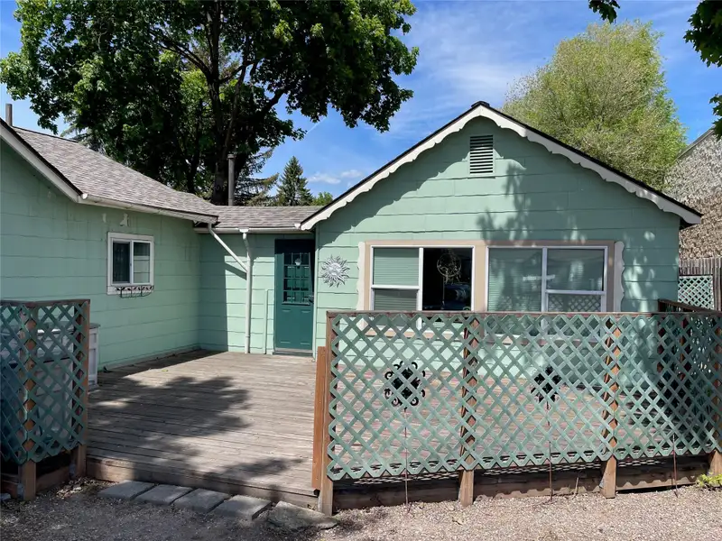 Commercial Corner Lot with 3 Bed Home in Columbia Falls, High Traffic Area
